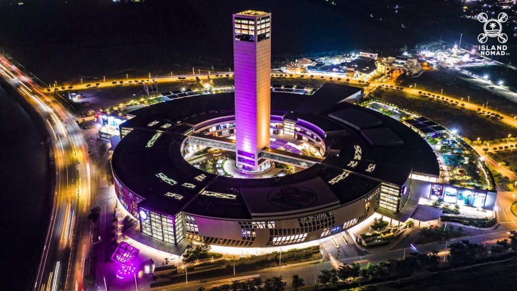 HONORING KOBE BRYANT: SM Seaside City Cebu Lit Up Purple and Gold HONORING KOBE BRYANT: SM Seaside City Cebu Lit Up Purple and Gold