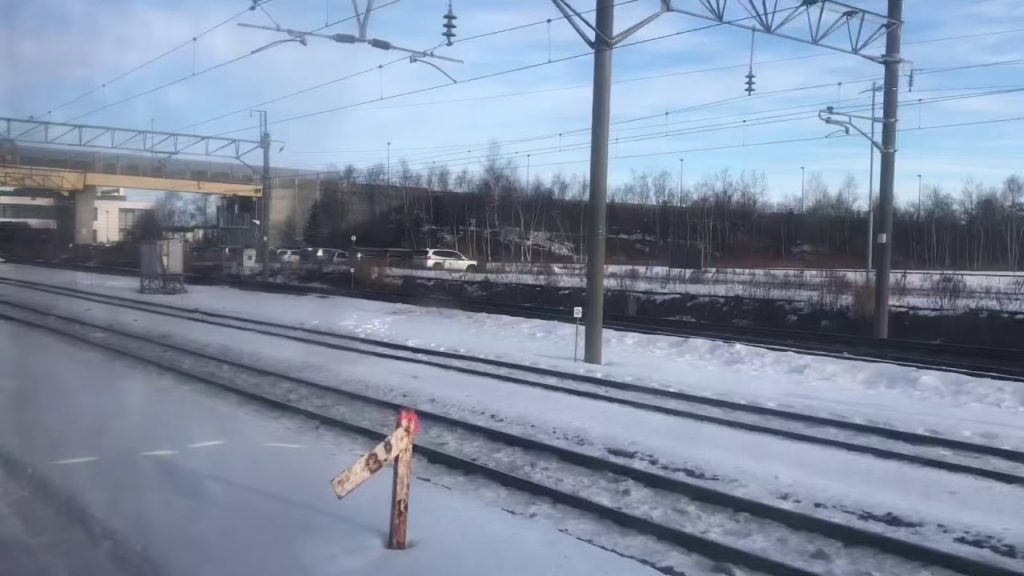 2020 北海道電車の旅～新千歳空港から札幌に向かうJRの電車の中より Hokkaido Train Trip - JR Chitose Airport to Sapporo Station