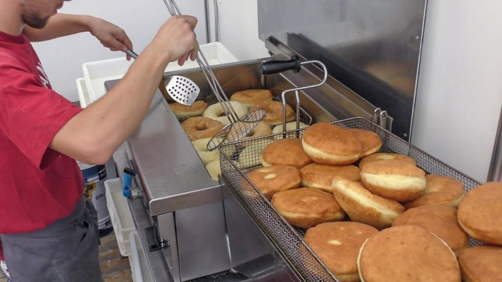 Best Italian Fried Pastries. Street Food from South of Italy
