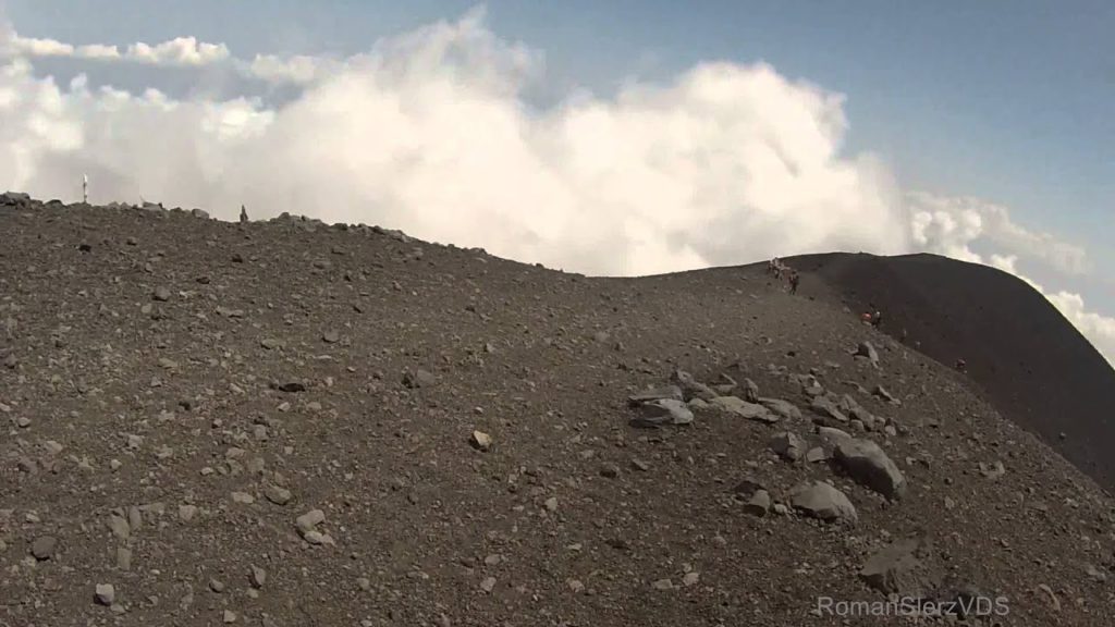 Mt. Fuji Hoei Crater up close