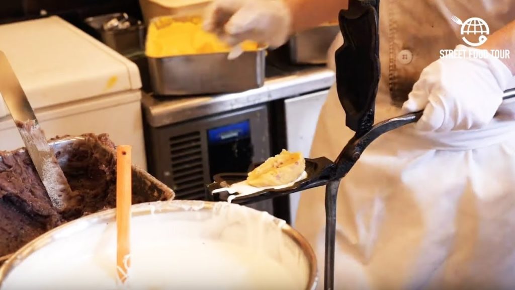 Japanese Street Food - TAIYAKI//たい焼き