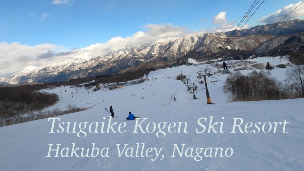 Snowboarding at Tsugaike Natural Park - Hakuba Valley - Nagano