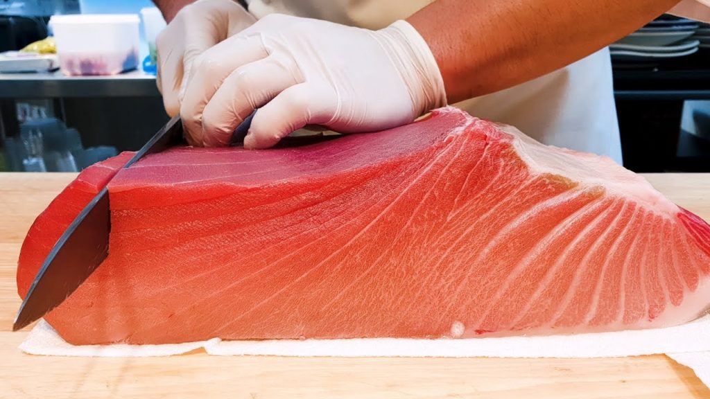 참치해체 달인, 200KG 대왕 참치 해체, 노량진수산시장, 200KG Giant Bluefin Tuna Cutting Show. Sashimi, Korean fish market 참치해체 달인, 200KG 대왕 참치 해체, 노량진수산시장, 200KG Giant Bluefin Tuna Cutting Show. Sashimi, Korean fish market