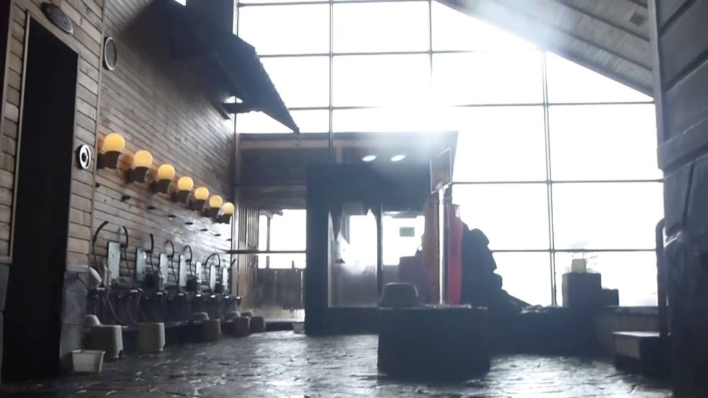 【自然と温泉とおいしさと】上富良野の吹上温泉 白銀荘