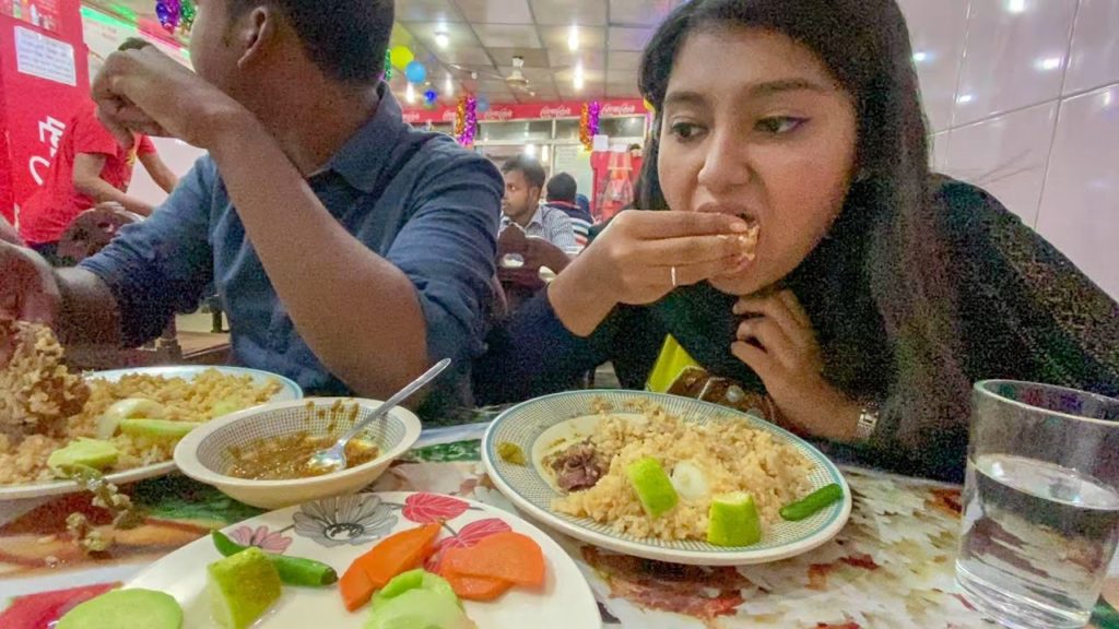 Eating Lunch(Mutton Kacchi Biryani) With Friends at Mama's Hotel