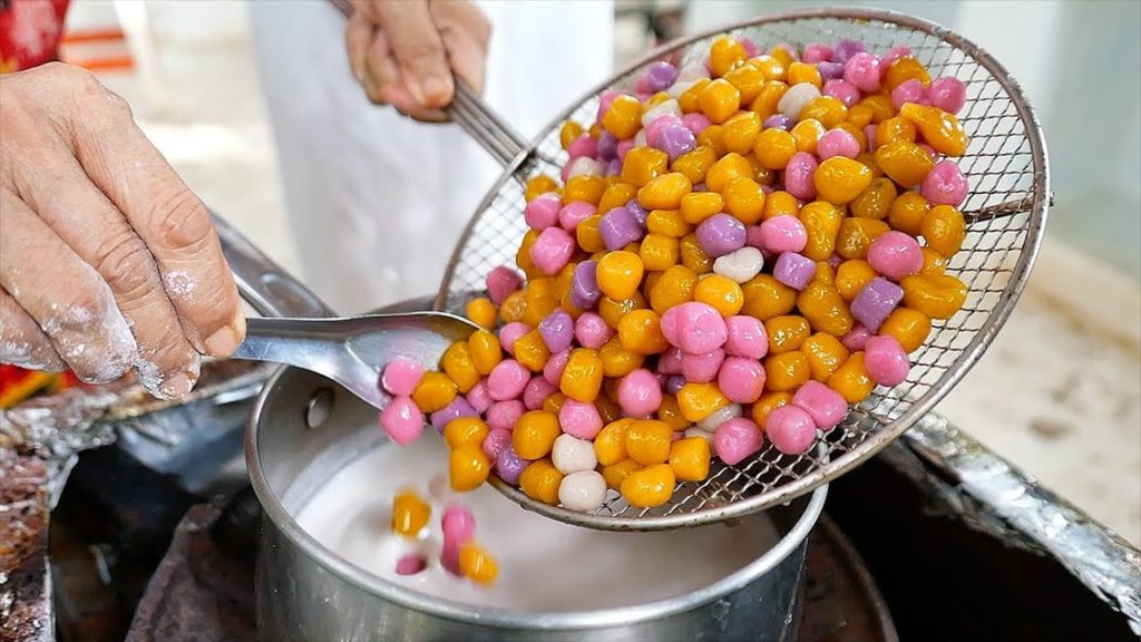 Thai Food - RAINBOW BALLS Coconut Milk Dessert Aoywaan Bangkok Thailand