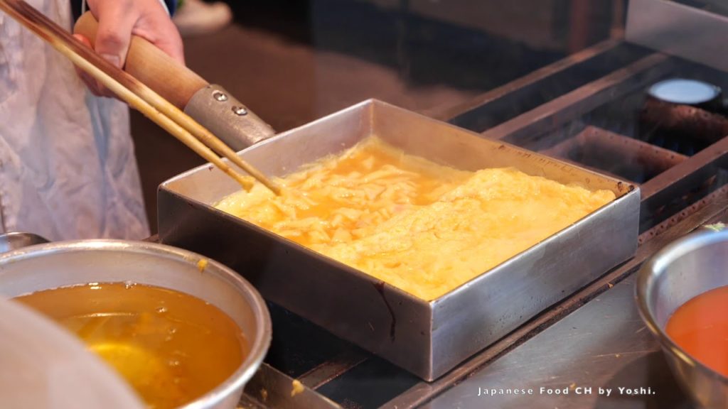 Japanese Street Food - tamagoyaki（omelette）-（Tokyo/Tsukiji）