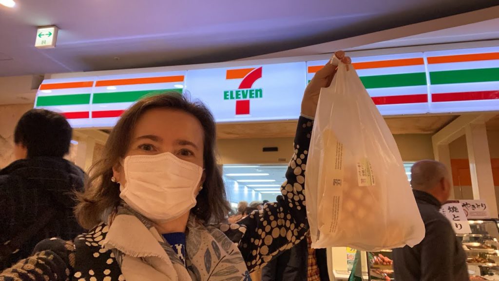 7 Eleven Sweets Tasting | Japanese Convenience Store Food Review