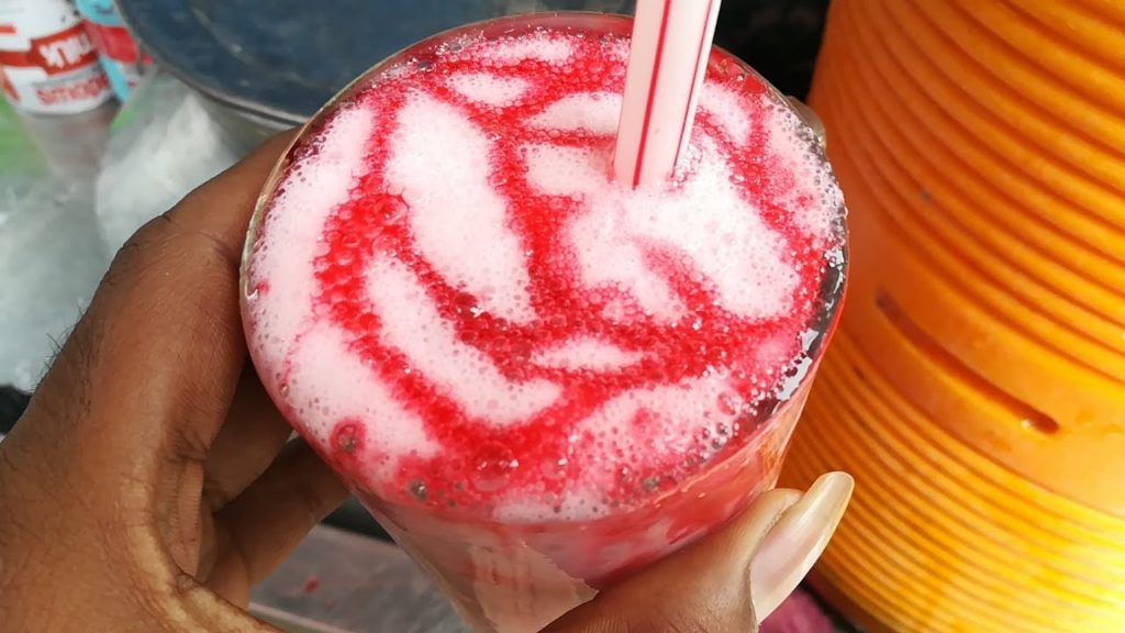 Street Food at Lalukhet Sunday Bird Market Karachi Pakistan - Parrots | Falooda | Budgies