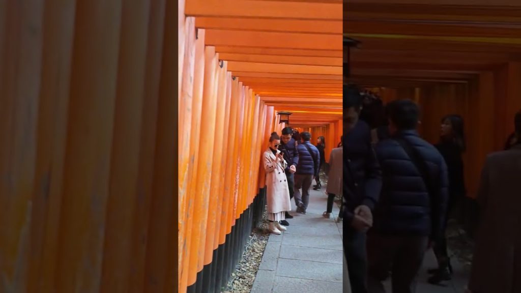 Fushimi-Inari Taisha Shrine - Kyoto Japan