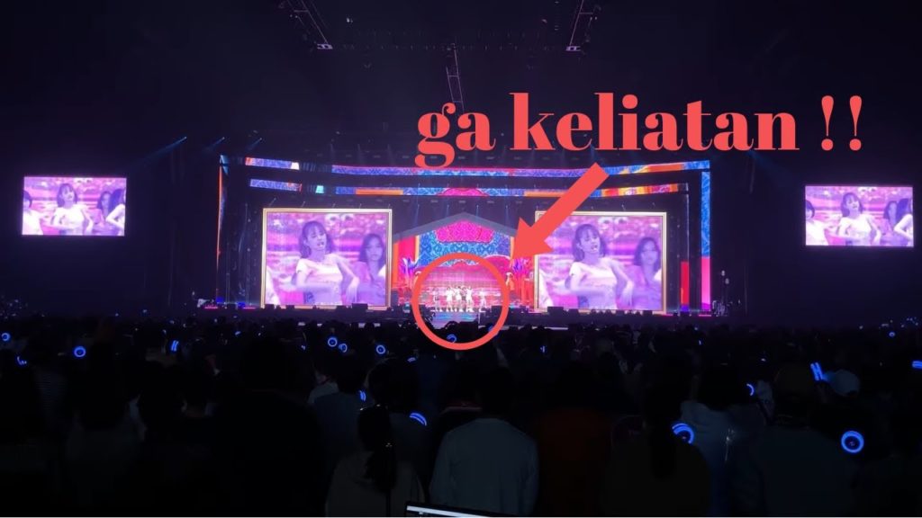 Nonton Konser TWICE 트와이스  Langsung di Jepang Ternyata Begini...