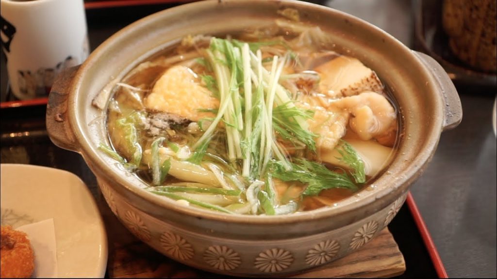 Chankonabe (ちゃんこ鍋) Japanese SUMO Food in TOKYO, JAPAN + LIVE Sumo Fight 2017 - BEST Japanese Food