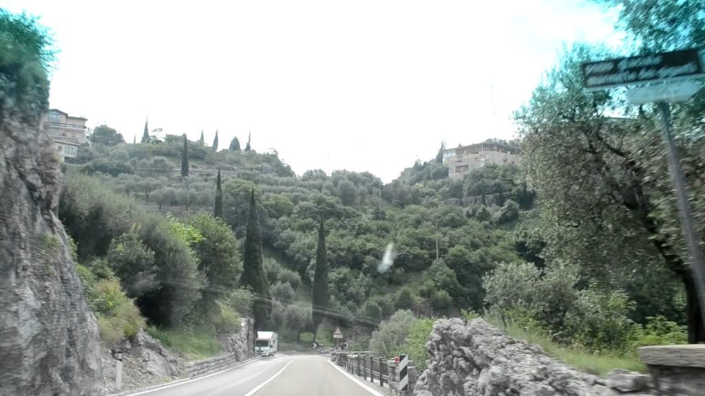 Fahrt von Torbole nach Nago (Lago di Garda / Gardasee)
