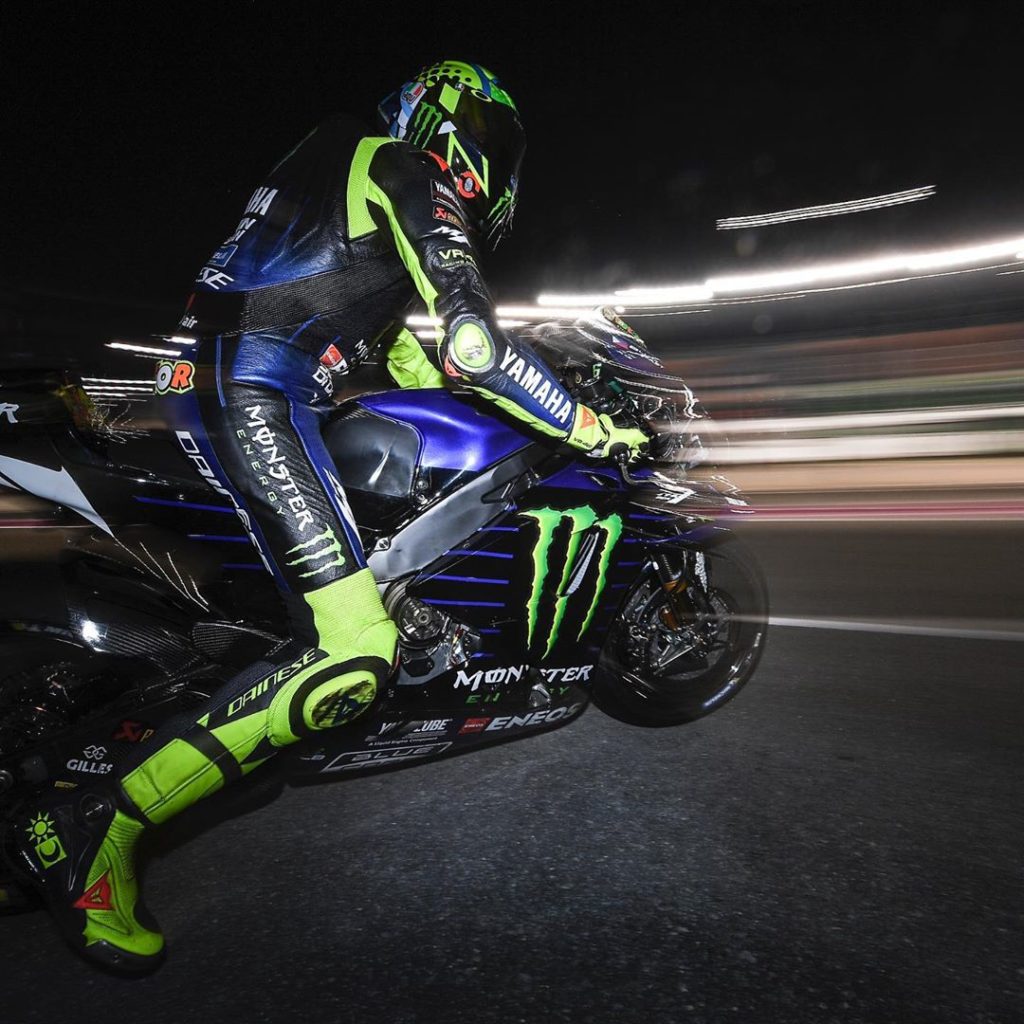 Some artsy nighttime imagery, because we know you appreciate it 
.
.
#MonsterYam...
