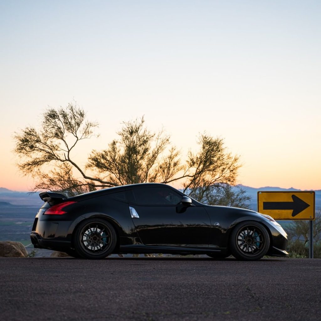 Keep moving forward with #Nissan370z #TueZday
 @ohmar_b  @mufastar...