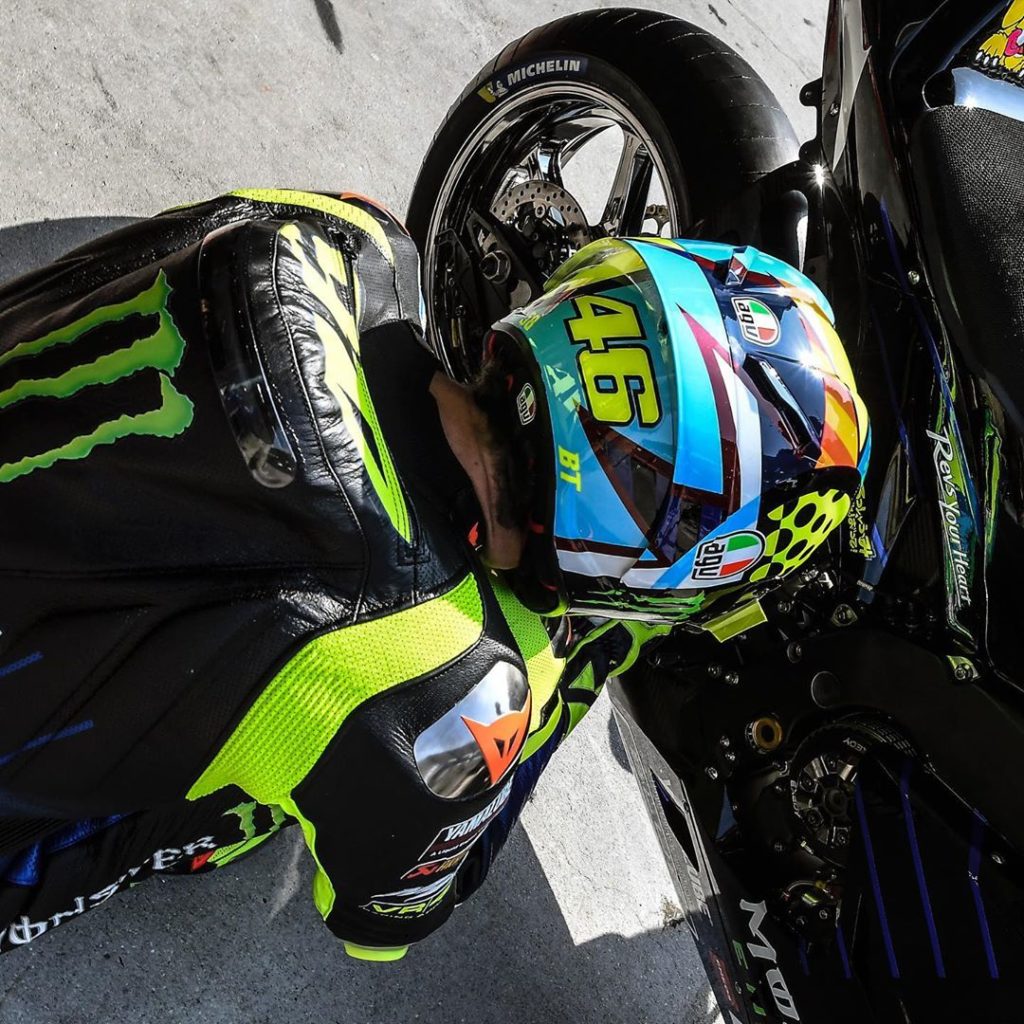 A new test helmet design for @valeyellow46 
.
.
#MonsterYamaha | #MotoGP | #Sepa...