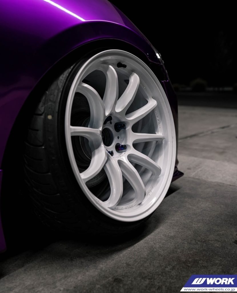 @illiminate Toyota 86 on NEW WORK Emotion ZR10 #artofwheel #zr10⁠
Photo by @spok...