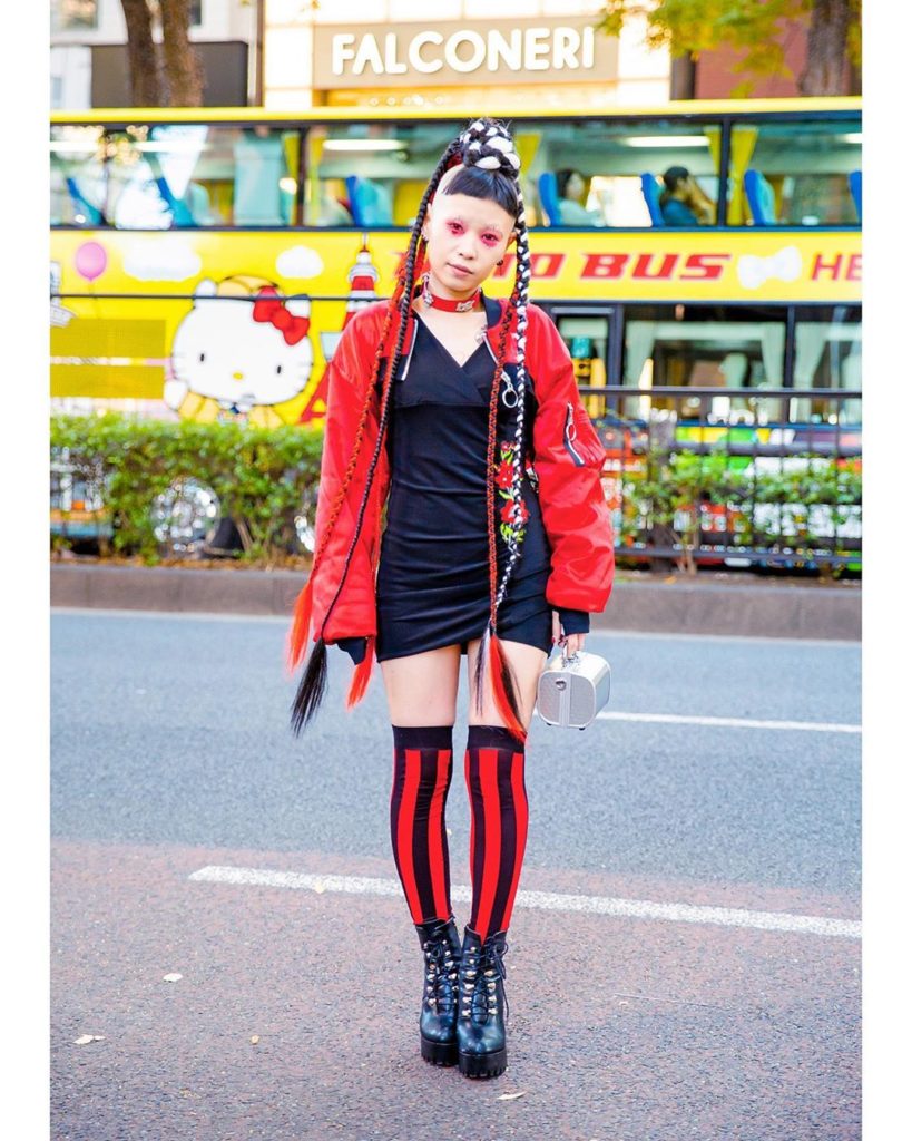 Japanese nail artist Maiko (@maiko_neuron) - owner of Neuron Nailz Tokyo - on th...