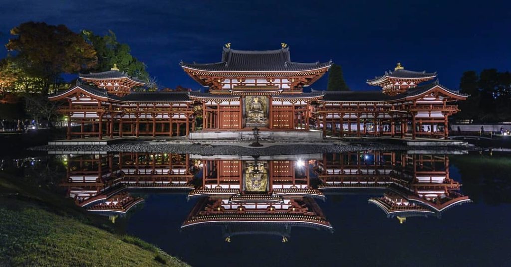 If you've ever looked at back of the 10 yen coin and wondered "What's that build...