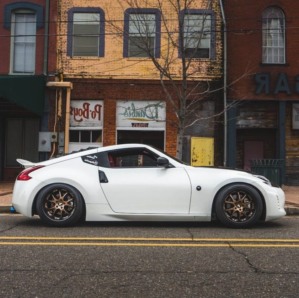 Heading to work in style  #MondayMotivation #Nissan #Nissan370z
 @dspcito
 @fvns...