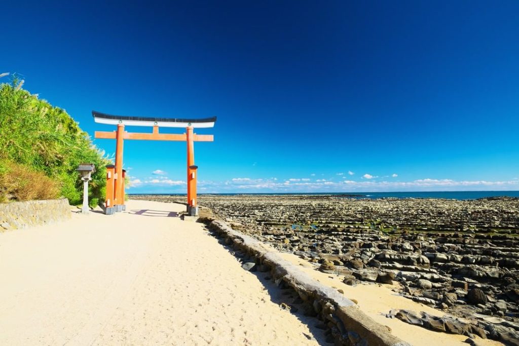 Visit Japan: If you enjoy surfing, marine sports, yoga, biking, outdoor cafes and seaside shr… If you enjoy surfing, marine sports, yoga, biking, outdoor cafes and seaside shr...