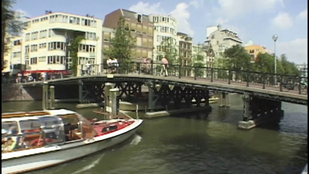 TRAVEL AROUND THE GLOBE IN 90 SECONDS....TRAVEL, TOURS, CULTURE.