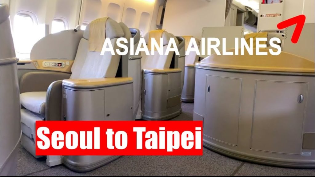 Asiana Airlines Royal Business Class - Seoul to Taipei (Boeing 747-400)