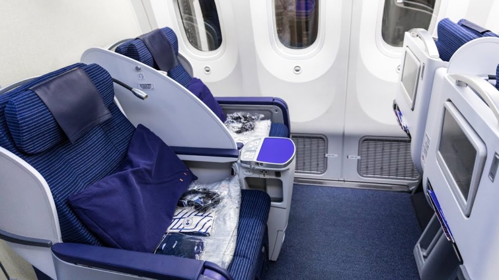 TRIP REPORT - ANA 787-8 BUSINESS CRADLE - Tokyo to Vancouver