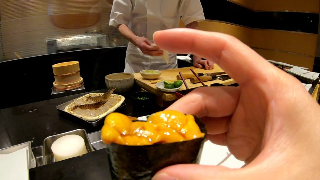 (Travel) Japan Sinjuku Sushi Qbe, Michelin guide 1, Premium quality Sushi experience.