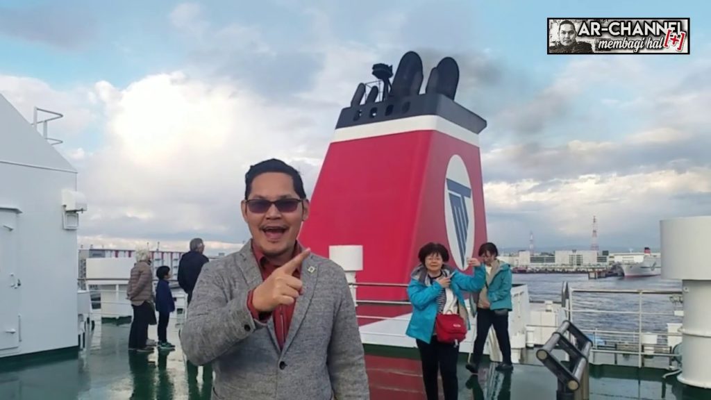 Berlayar di Jepang dari Osaka ke Kitakyushu