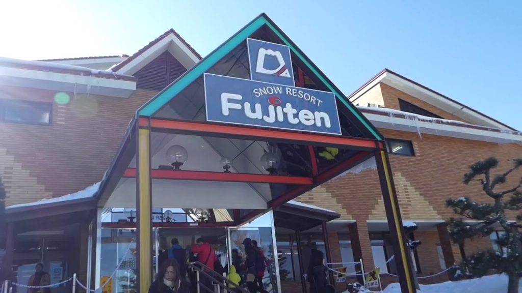 Snowboarding trip to Fujiten Snow Resort