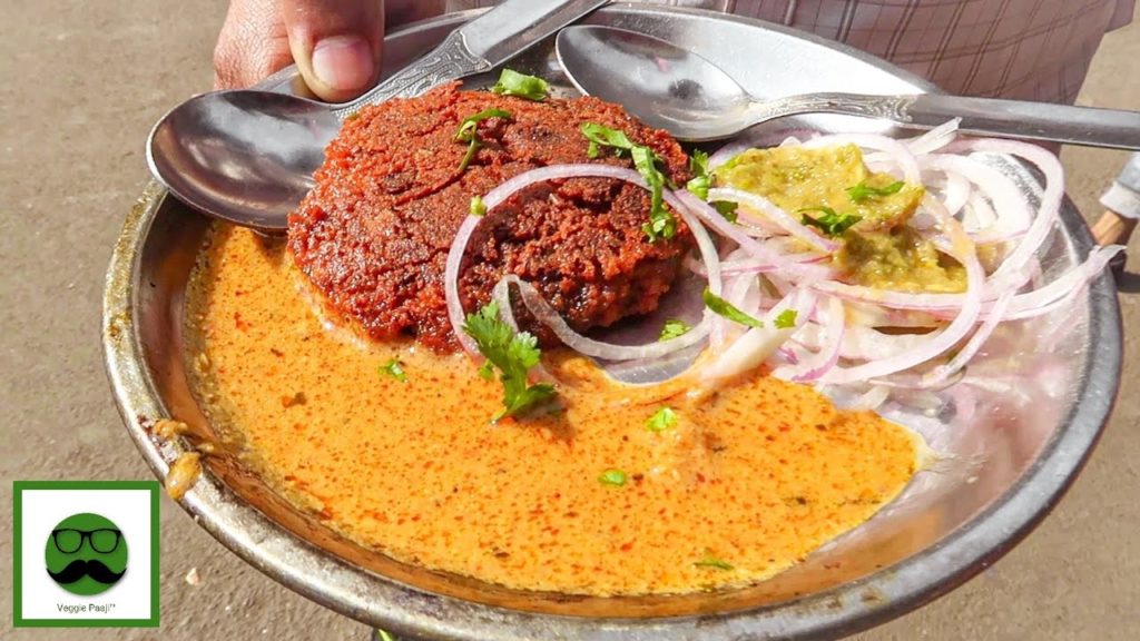 Lucknow Food Tour | Veg Tunday Kebab, Sharma Chai & More | Indian Street Food | Veggiepaaji