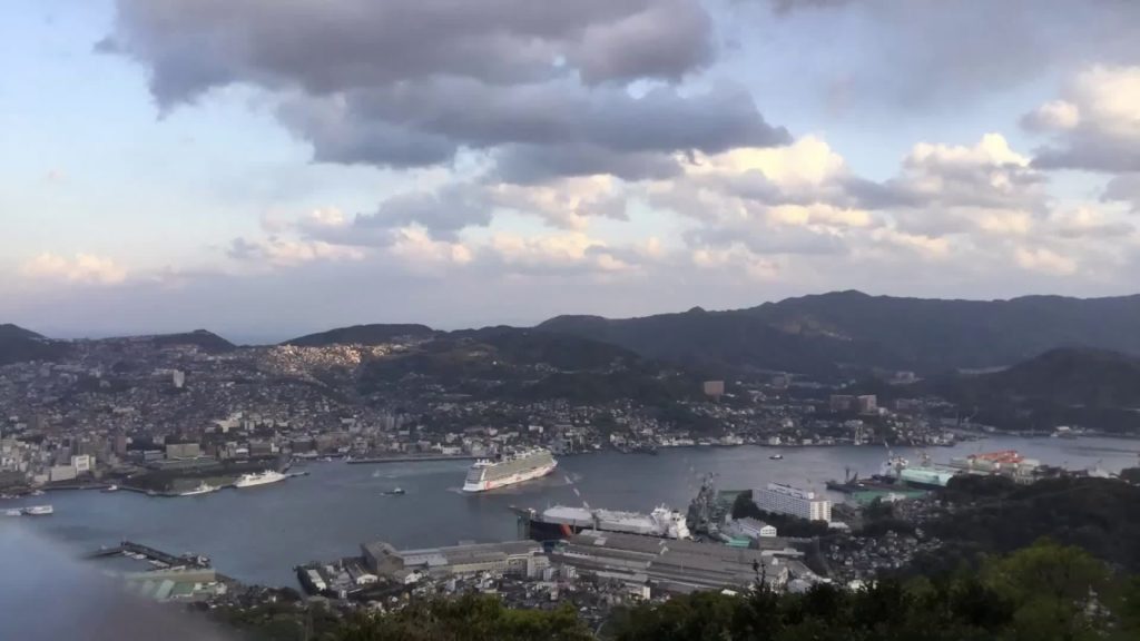 Tour Nagasaki:  The Inasayama Lookout gives us a birds eye view of what`s going on below.