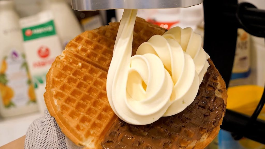 Strawberry Nutella Gelato Waffle - Korean Street Food