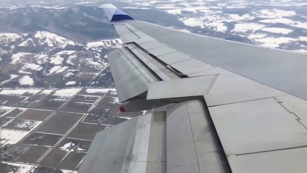 China Airlines CI130 Boeing 747-400 Landing at Sapporo New Chitose Airport China Airlines CI130 Boeing 747-400 Landing at Sapporo New Chitose Airport