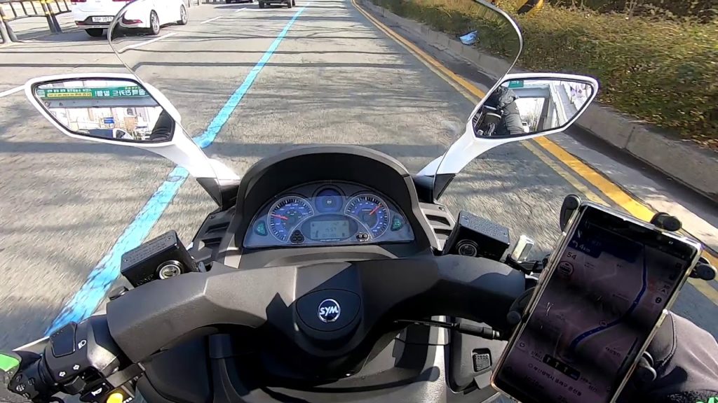 스쿠터 여행 부산에서 내원사 가기-보이져