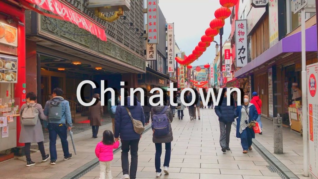 Stroll around Yokohama Chinatown