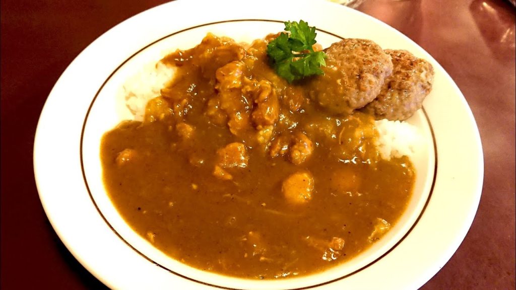 Lunch at the curry town Yokosuka 金曜日の横須賀は海軍カレーだから老舗のベンガルでチキンカレーにハンバーグをトッピング:Gourmet Reportグルメレポート
