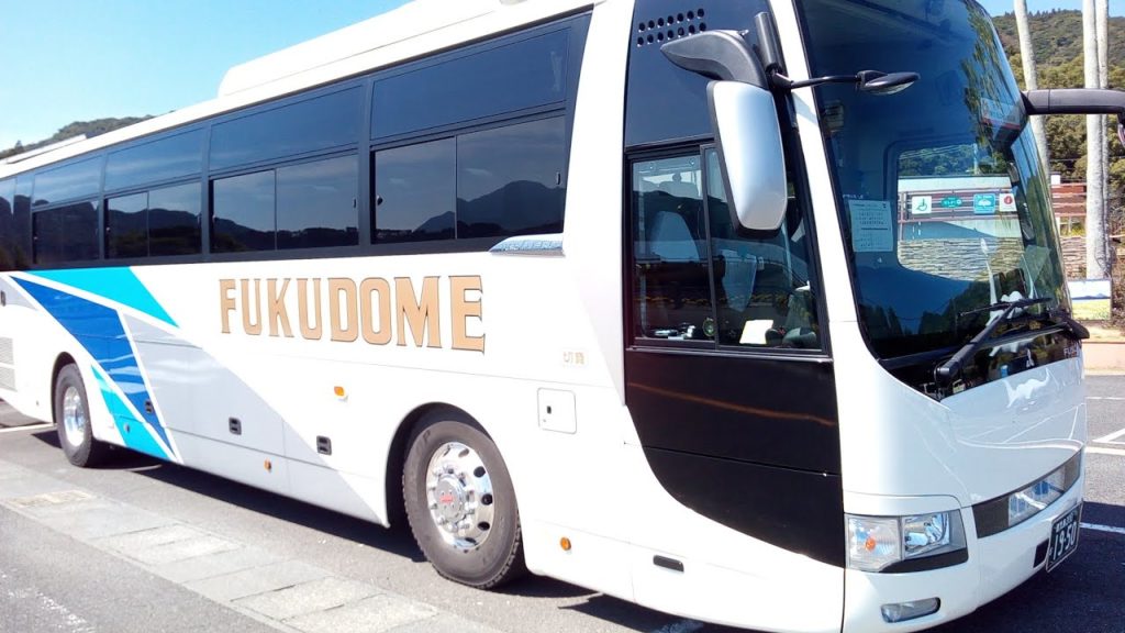 エンジンの音ゴーゴーと観光バスは征く~南薩摩路 The sightseeing bus goes with the sound of the engine go go・・・ エンジンの音ゴーゴーと観光バスは征く~南薩摩路 The sightseeing bus goes with the sound of the engine go go・・・