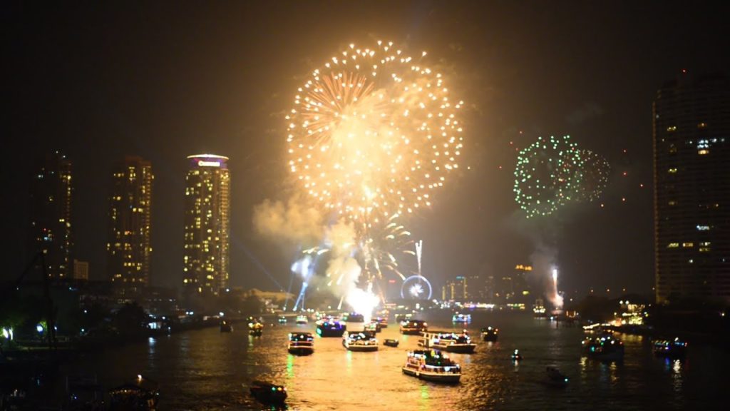 Bangkok New Years Eve 2014 In 45 Seconds Bangkok New Years Eve 2014 In 45 Seconds