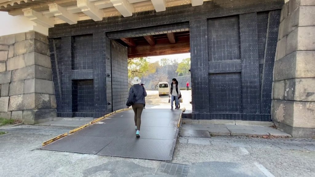 Osaka castle and Cherry blossom Part2