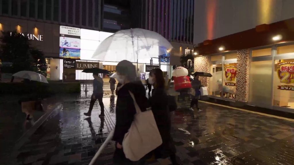 【Live】Snow walking at Tokyo station