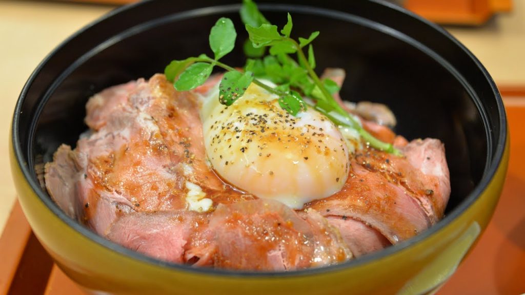 Roast beef bowl 辰野西サービスエリアかごの屋一押しのローストビーフ丼:Gourmet Report グルメレポート Roast beef bowl 辰野西サービスエリアかごの屋一押しのローストビーフ丼:Gourmet Report グルメレポート