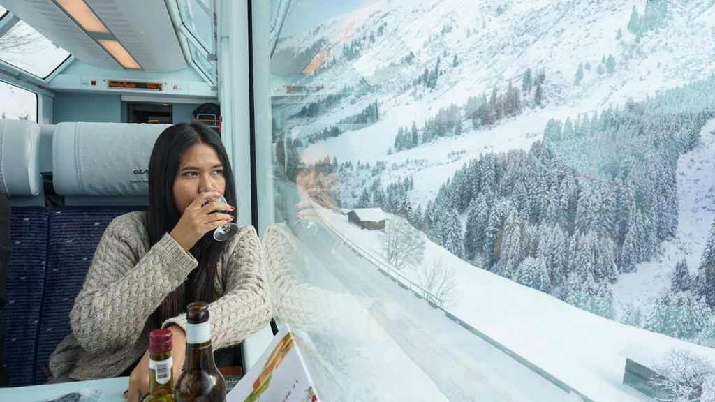 Glacier Express in Winter Snow: From Zermatt to St Moritz (Interrail/Eurail) Glacier Express in Winter Snow: From Zermatt to St Moritz (Interrail/Eurail)