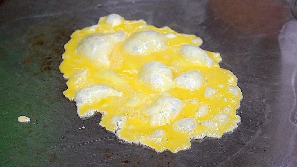 $1 Egg Wrap Cheese Burger - Street Food