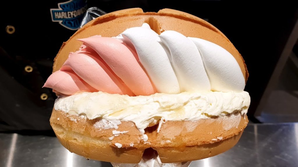 최고의 치즈 생크림 와플, 딸기, 망고, 메론, 초코, 홍대와플2, Amazing Waffle Making Skills, Best Waffle, Korean street food 최고의 치즈 생크림 와플, 딸기, 망고, 메론, 초코, 홍대와플2, Amazing Waffle Making Skills, Best Waffle, Korean street food