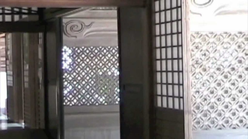 Climbing Koya-san Climbing Koya-san