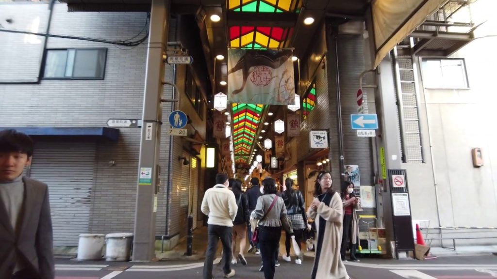 Kyoto Travel【京都旅行】(POV)Kyoto Gion Nishiki marketon 京都祇園「錦市場を歩いてみよう!!」【夫婦で修学旅行】2020/3/21 OSMO POCKET