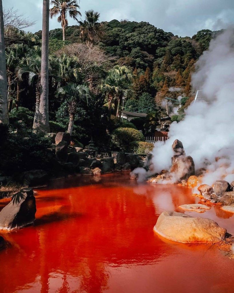 Japan Travel: Say hello to Beppu’s Chinoike Jigoku, or “bloody hell pool”! This part of Japan … Say hello to Beppu's Chinoike Jigoku, or "bloody hell pool"! This part of Japan ...