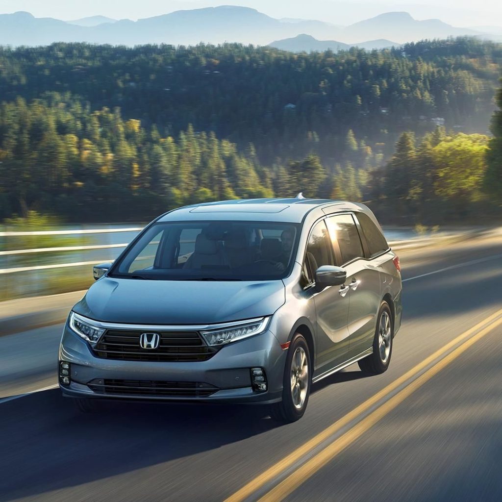 The 2021 Honda Odyssey will debut at the @NYAutoShow with a fresh exterior, prem...